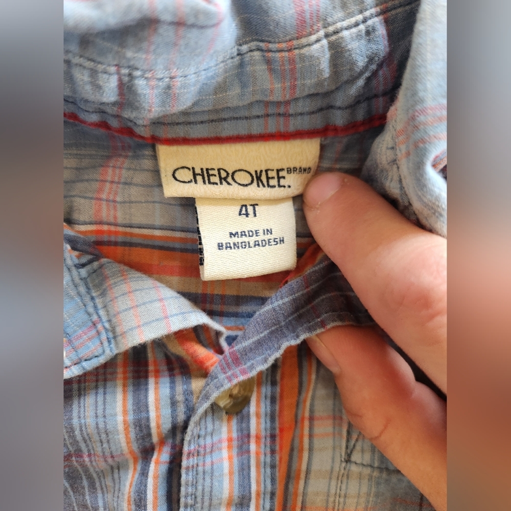 Boy's Cherokee Button Down - Picture 2 of 2